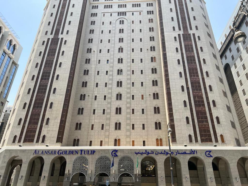 Al Ansar Golden Tulip Hotell Medina Exteriör bild