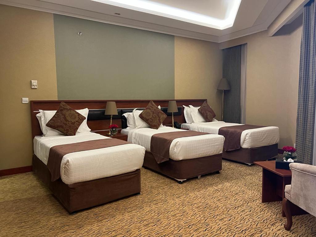 Al Ansar Golden Tulip Hotell Medina Exteriör bild